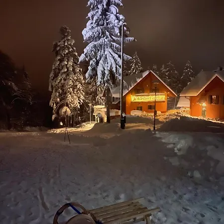 On The Slope Pohorje 11 Apartman *