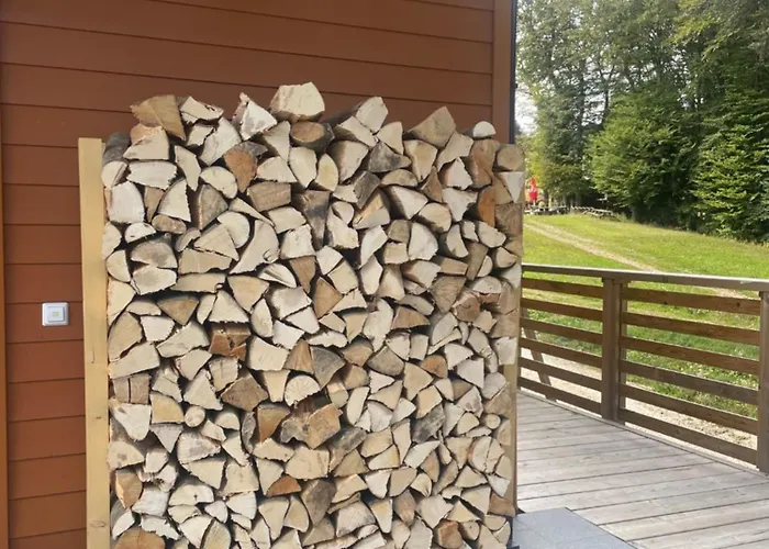 On The Slope Pohorje 11 アパート