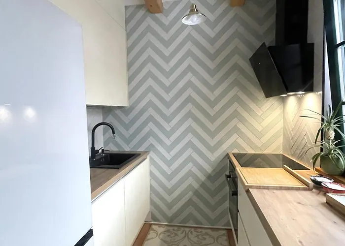 On The Slope Pohorje 11 *