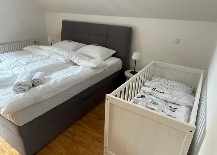 アパート On The Slope Pohorje 11 ホコ・ポホリェ